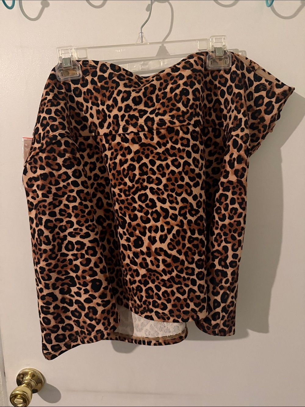 NWT Shade & Shore Leopard-Print Strapless Swim Top in Brown and Black - Picture 4 of 5